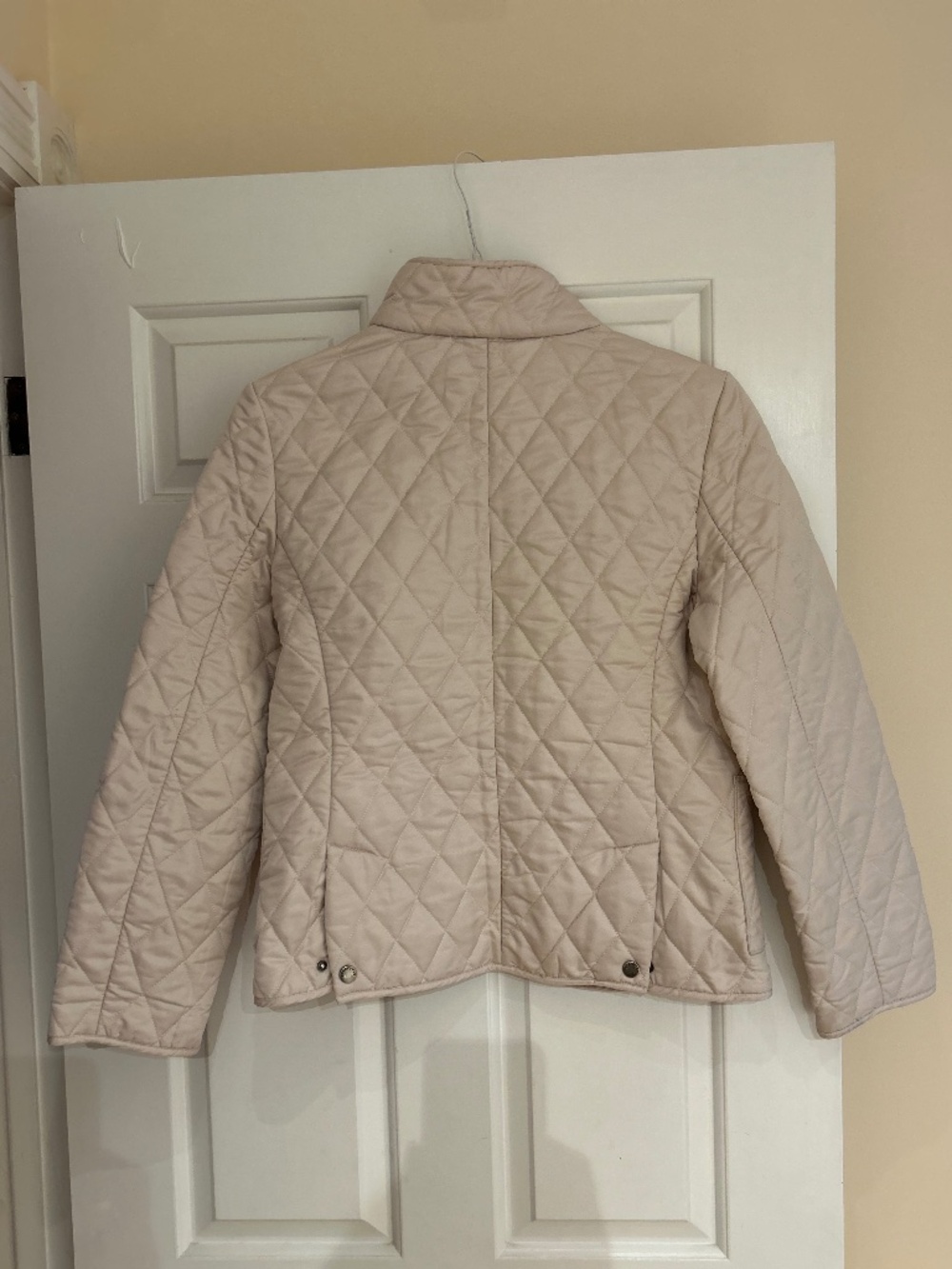 Burberry London Off-White Quilted Light Jacket with Patch Pockets - Picture 7 of 13